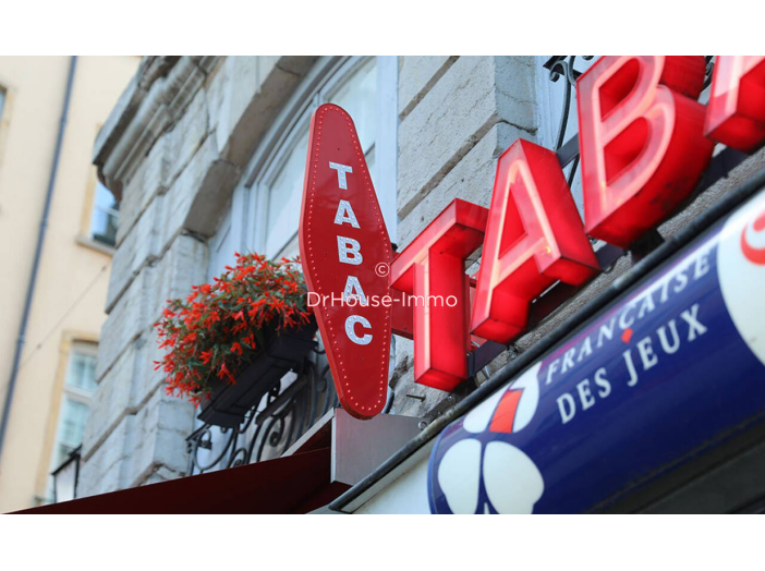 Commerce de 60m²
