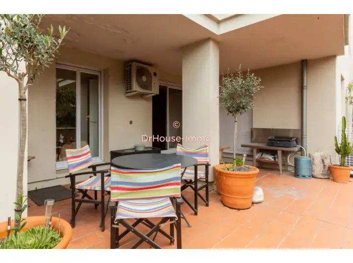 Appartement 5 pièces de 122 m² - Aix-en-Provence (13100)