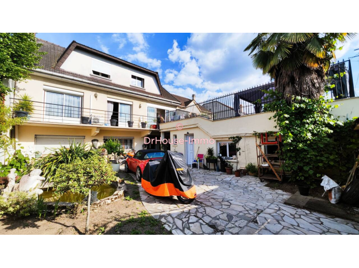 Maison de 320m² - 14 pièces