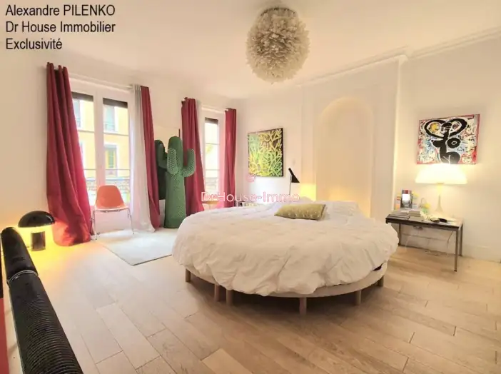 Appartement 5 pièces de 130 m² - Chalon-sur-Saône (71100)