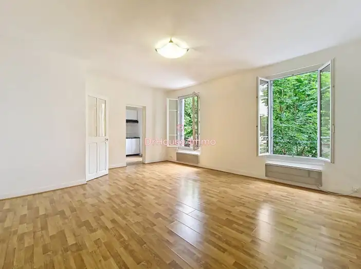 Appartement 1 pièce de 31 m² - Le Bourget (93350)
