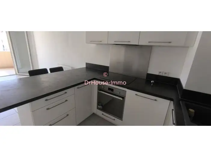 Appartement 2 pièces de 43 m² - Aubagne (13400)