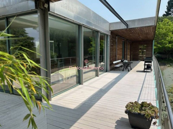 Maison de 209m² - 6 pièces