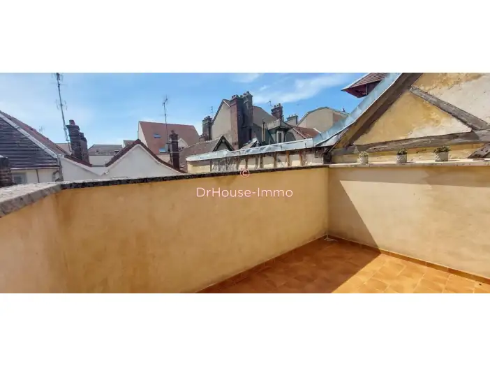 Immeuble de 157 m² - Troyes (10000)
