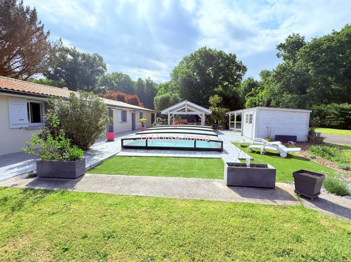Maison de 180m² - 6 pièces