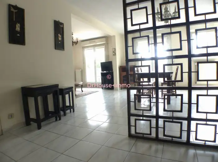 Appartement 5 pièces de 94 m² - Marseille (13011)