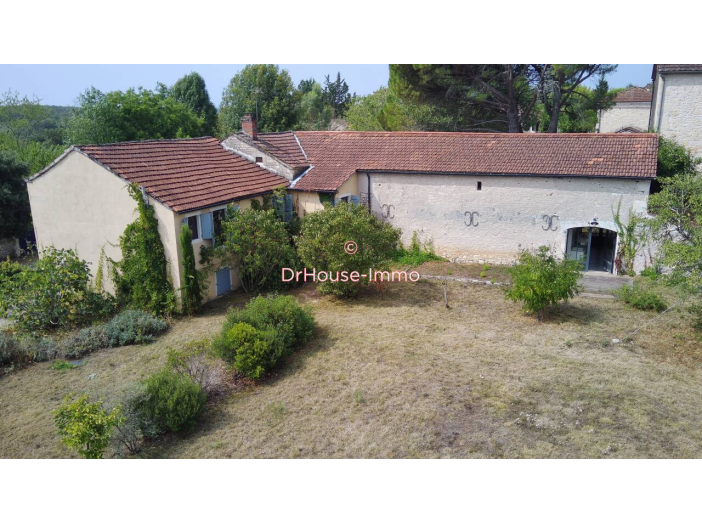 Maison de 246m² - 5 pièces