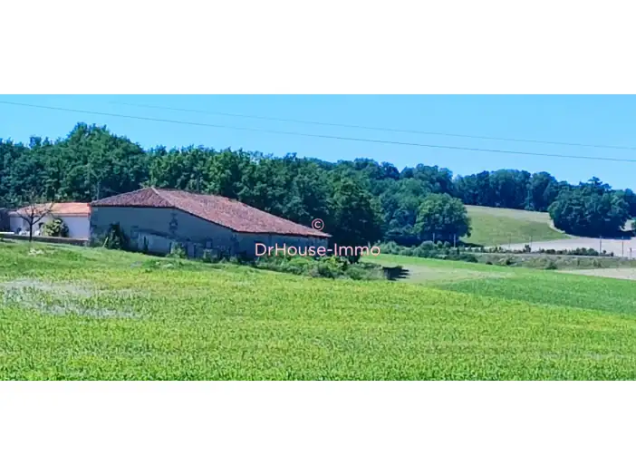 Grange 3 pièces de 199 m² - Bécheresse (16250)