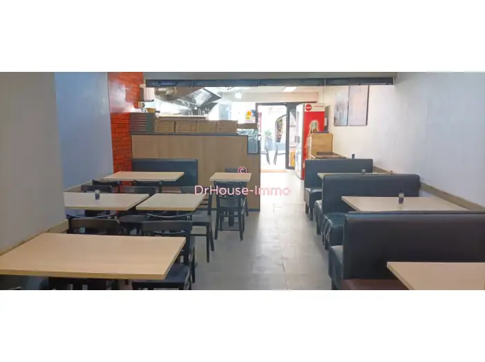 Commerce 2 pièces de 105 m² - Nantes (44000)