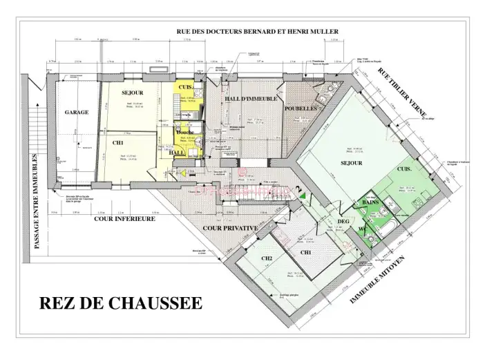 Immeuble 25 pièces de 492 m² - Saint-Étienne (42100)