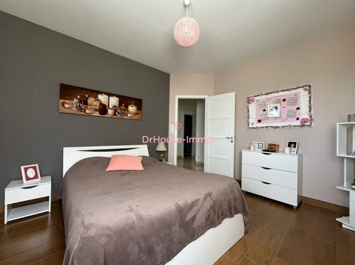 Maison de 236m² - 7 pièces