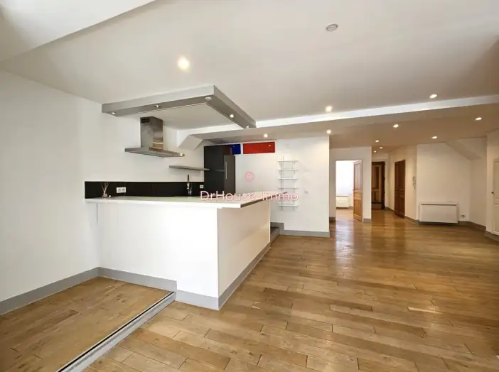 Appartement 4 pièces de 92 m² - Troyes (10000)