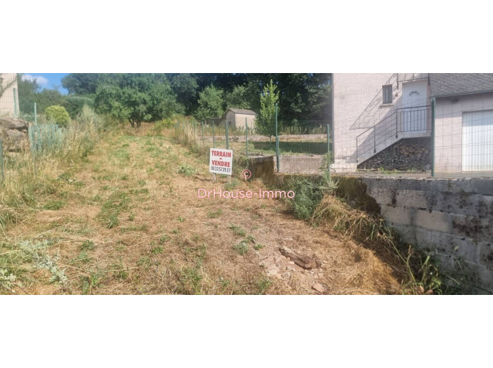 Terrain de 951m²