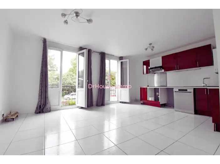 Appartement 4 pièces de 67 m² - Bordeaux (33000)