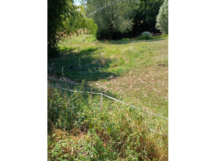 Terrain de 2134m²