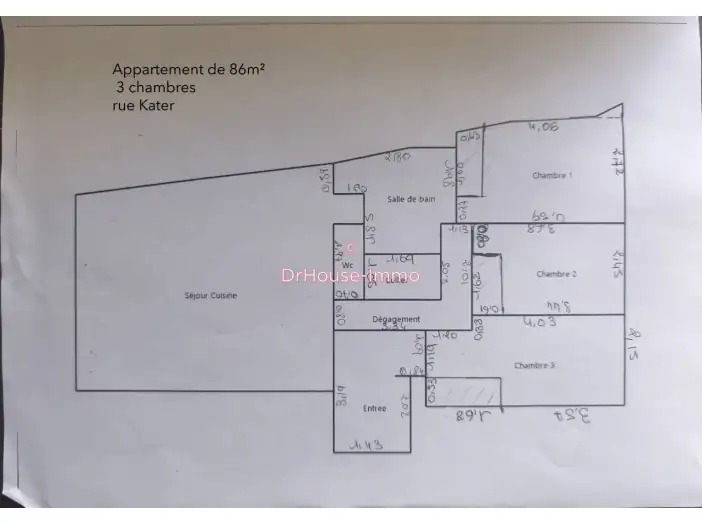 Appartement 4 pièces de 84 m² - Bordeaux (33000)