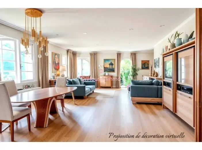 Maison 5 pièces de 137 m² - Montpellier (34000)