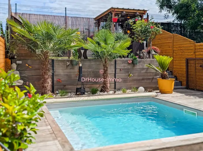 Maison 3 pièces de 68 m² - Saint-Priest (69800)