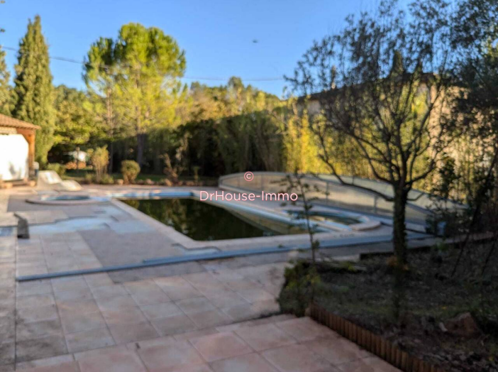 Maison de 195m² - 6 pièces