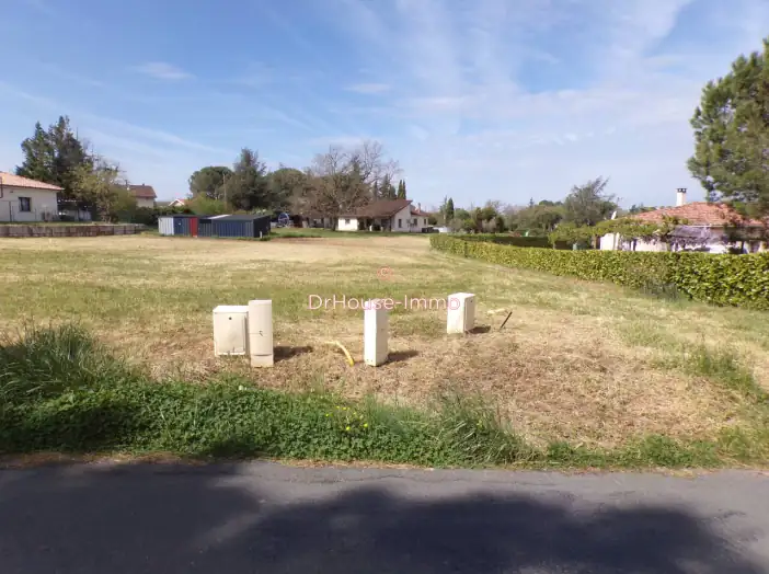 Terrain de 663 m² - Graulhet (81300)