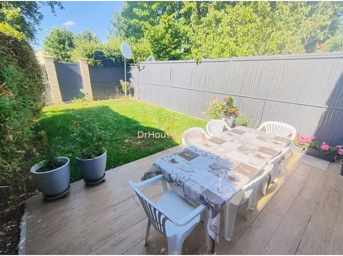 Maison 5 pièces de 100 m² - Louvres (95380)