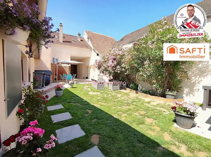 Maison 5 pièces de 121 m² - Bennecourt (78270)