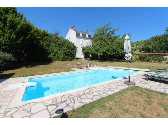 Maison de 195m² - 9 pièces