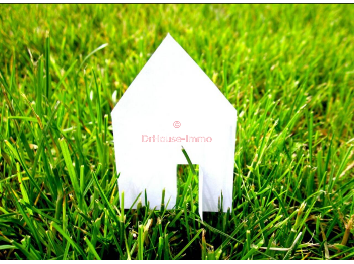 Terrain de 1210m²