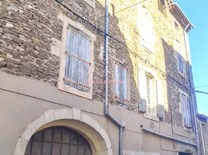 Immeuble 25 pièces de 450 m² - Saint-Ambroix (30500)