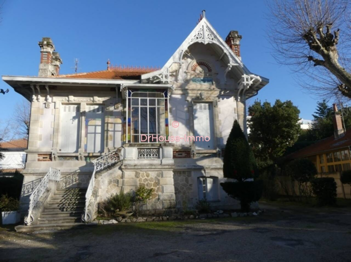 Maison de 206m² - 11 pièces