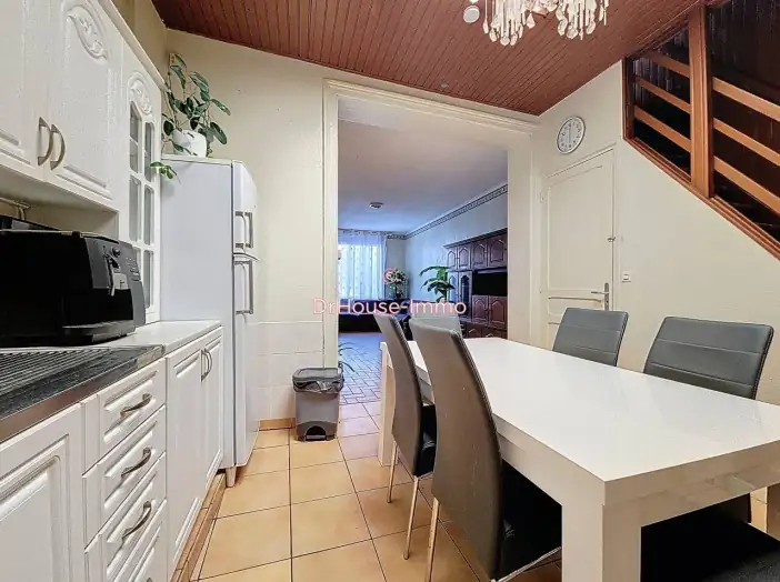 Maison 5 pièces de 100 m² - Roubaix (59100)