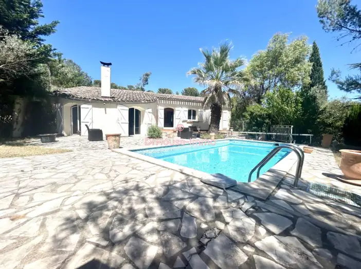 Image des la section Servies