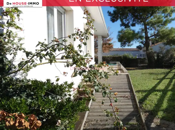 Maison 6 pièces de 130 m² - la cotinière (17310)