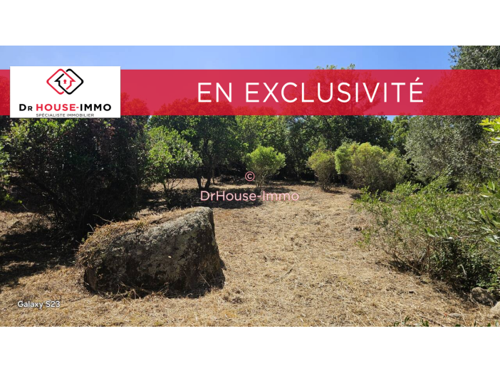 Terrain de 1490m²