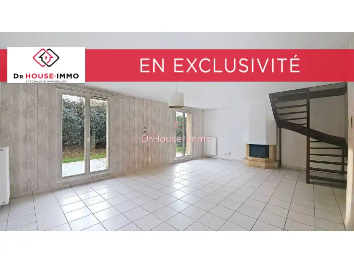 Maison 5 pièces de 114 m² - Savigny-le-Temple (77176)
