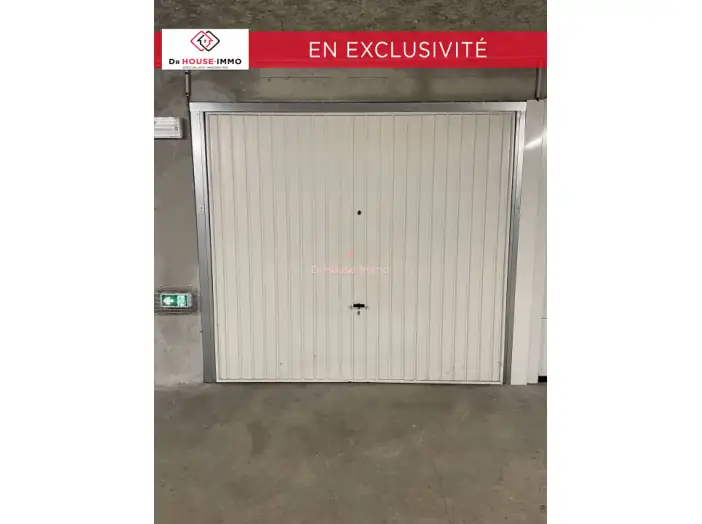 Parking / Box de 14 m² - Beaumont (63110)