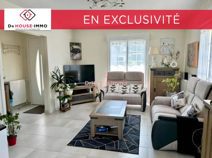 Maison 8 pièces de 185 m² - Douvres-la-Délivrande (14440)