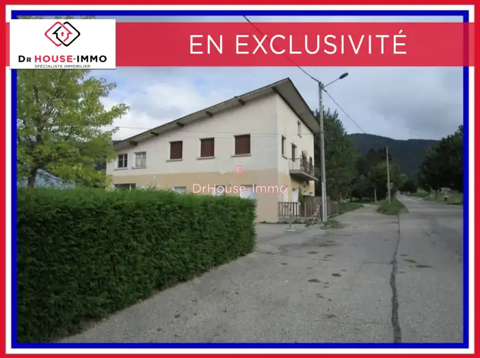 Maison 14 pièces de 330 m² - Autrans (38880)
