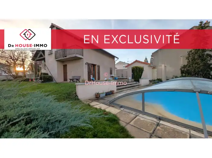 Maison 7 pièces de 140 m² - Saint-Nicolas-de-Port (54210)