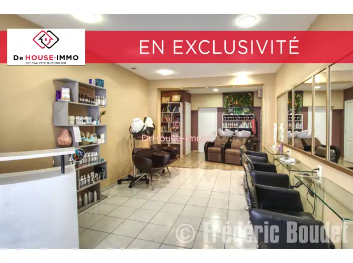 Commerce 2 pièces de 40 m² - Périgueux (24000)