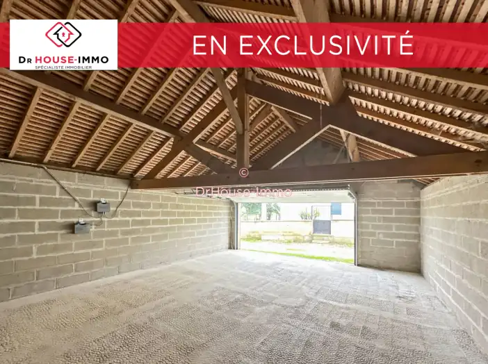 Parking / Box 1 pièce de 46 m² - Ballon (72290)