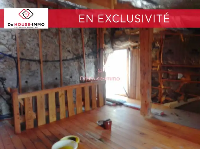 Maison 5 pièces de 300 m² - Belvis (11340)