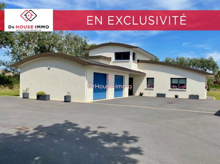 Maison de 236m² - 7 pièces