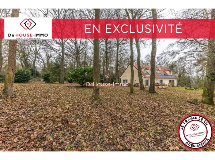Maison 8 pièces de 212 m² - Septeuil (78790)