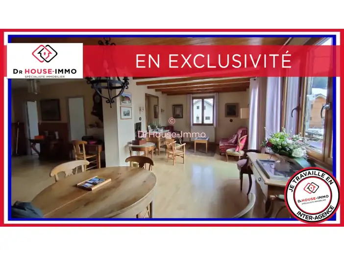 Maison 11 pièces de 257 m² - Méaudre (38112)
