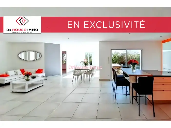Maison 4 pièces de 117 m² - La Rochelle (17000)