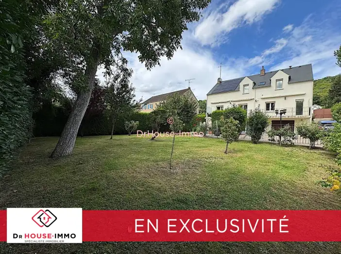 Maison 7 pièces de 213 m² - Vaux-sur-Seine (78740)