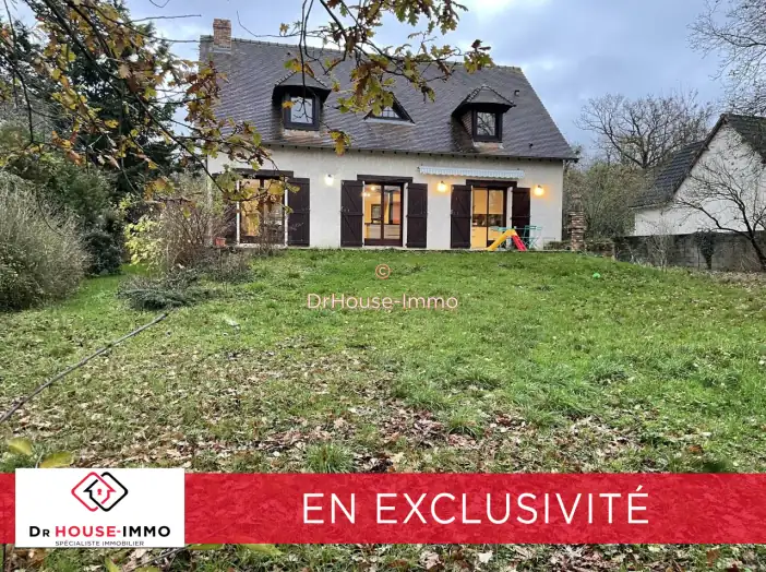 Maison 7 pièces de 149 m² - Rosny-sur-Seine (78710)