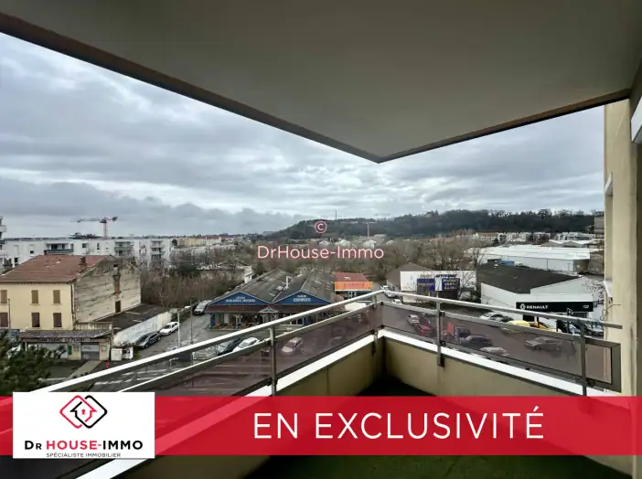 Appartement 2 pièces de 49 m² - Valence (26000)