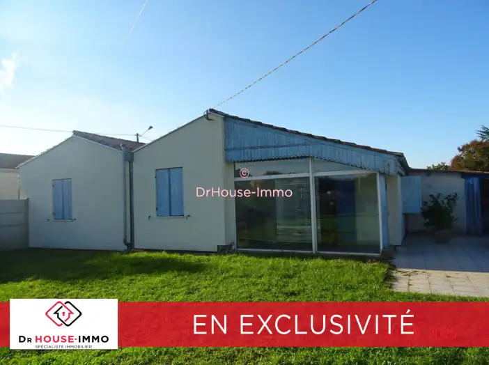 Maison 4 pièces de 95 m² - Saint-Germain-d'Esteuil (33340)